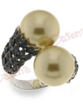 Δαχτυλίδι ασημένιο επιπλατινωμένο με μαύρες πέτρες ζιργκόν και πέρλες σε χρώμα χρυσαφί