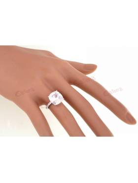 Ασημένιο δακτυλίδι επιπλατινωμένο με άσπρες πέτρες ζιργκόν 