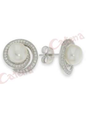 Σκουλαρίκια ασημένια, επιπλατινωμένα  στολισμένα με λευκές πέτρες ζιργκόν και πέρλα