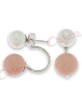 Σκουλαρίκι ασημένιο επιπλατινωμένο με πέρλες άσπρη και ρόζ και κούμπωμα ασφαλείας πεταλούδα