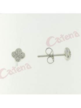 Σκουλαρίκια ασημένια επιπλατινωμένα με άσπρες πέτρες ζιργκόν σε σχέδιο σταυρό 