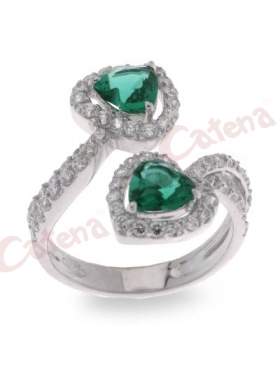 Δαχτυλίδι σε σχήμα καρδιάς, σε χρώμα πράσινο, με φινίρισμα κανονικό επιπλατίνωμα